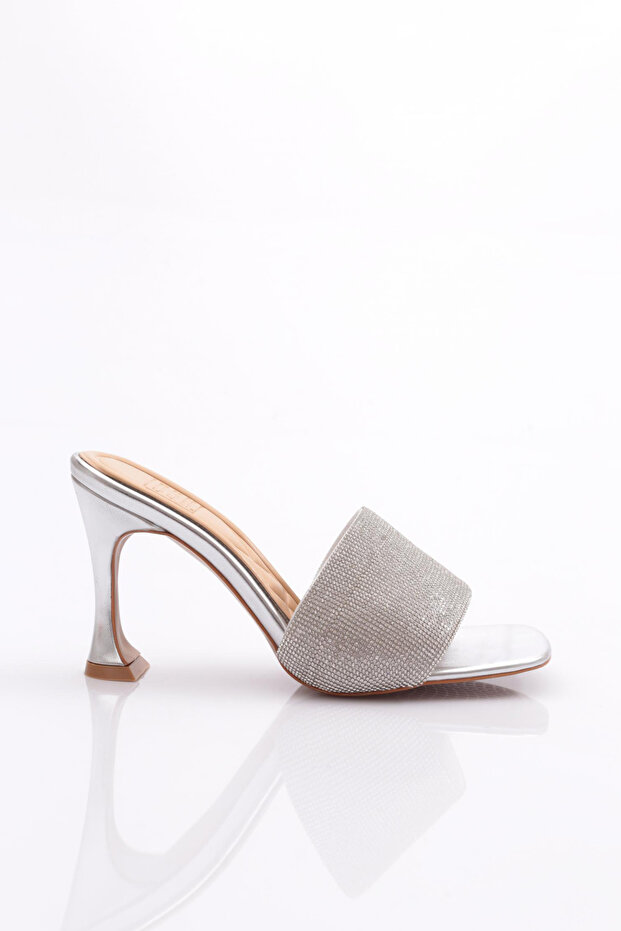 Women's Silver Stone Heeled Slippers Silver Scuba 913233210