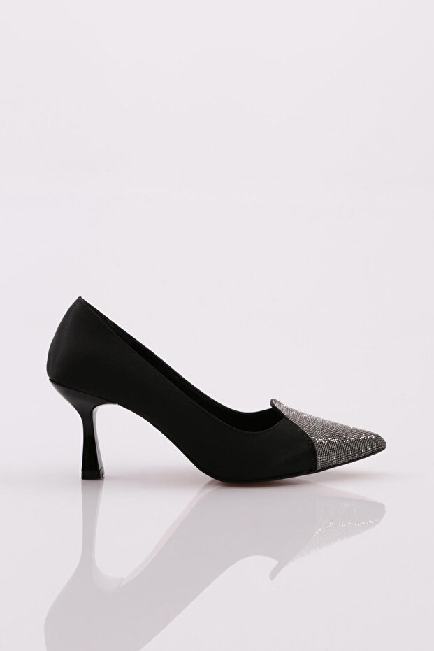 639 Women's Stoned Heeled Shoes
