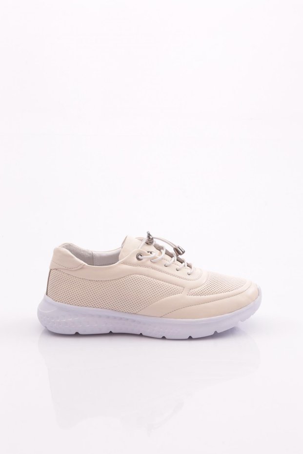 Women's Lace-Up Laser Comfort Shoes Cream 31353246