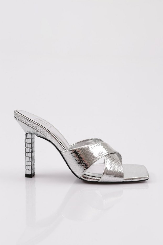 9012 Women's Stone Strip Heeled Slippers