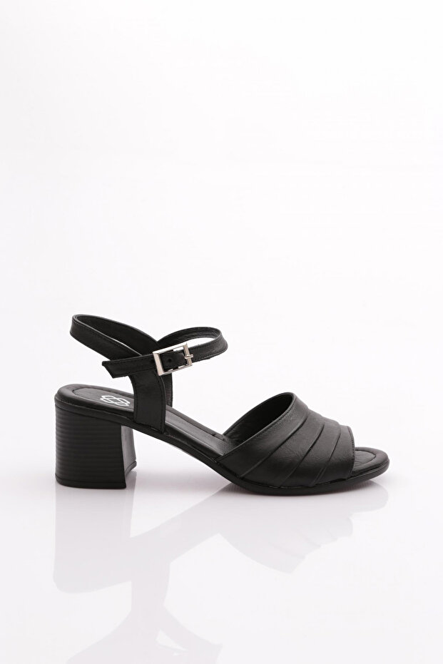Black Genuine Leather Women's Heeled Sandals - 26193294