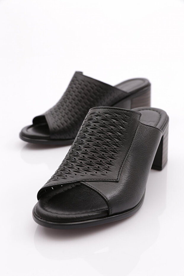 2040 Dámské pantofle - 4