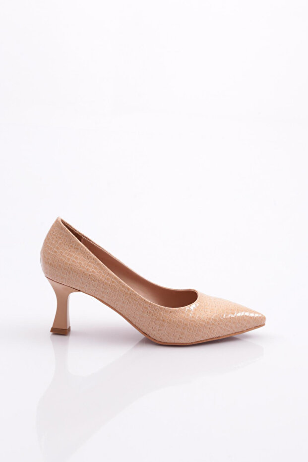 Pointed Toe Low-Cut Heeled Shoes Nude Wrinkled Crocodile 43121029