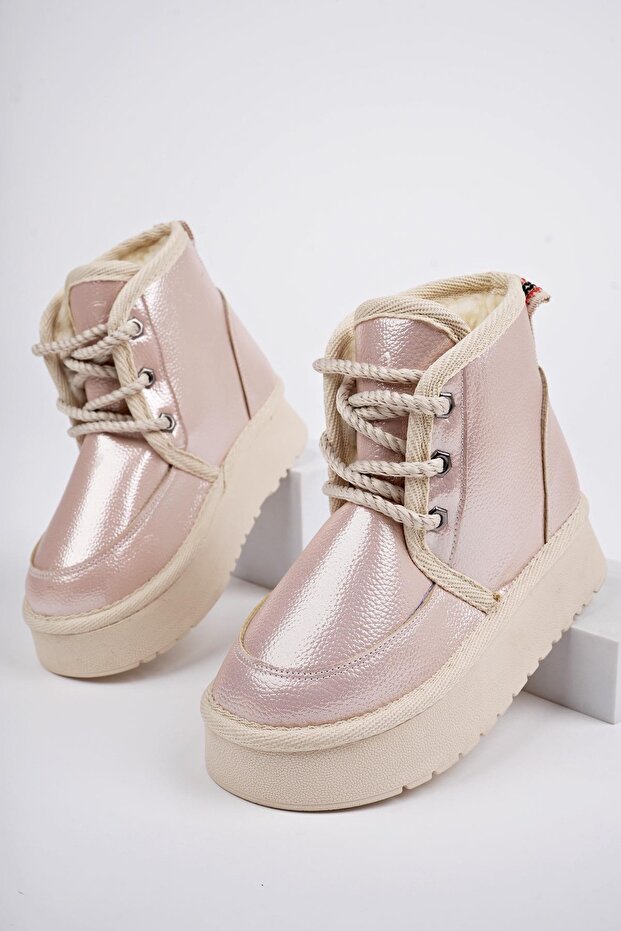 PUFFY garantált vastag talpú, szőrös belső fűzős napi mini fél gyerekcsizma - 1