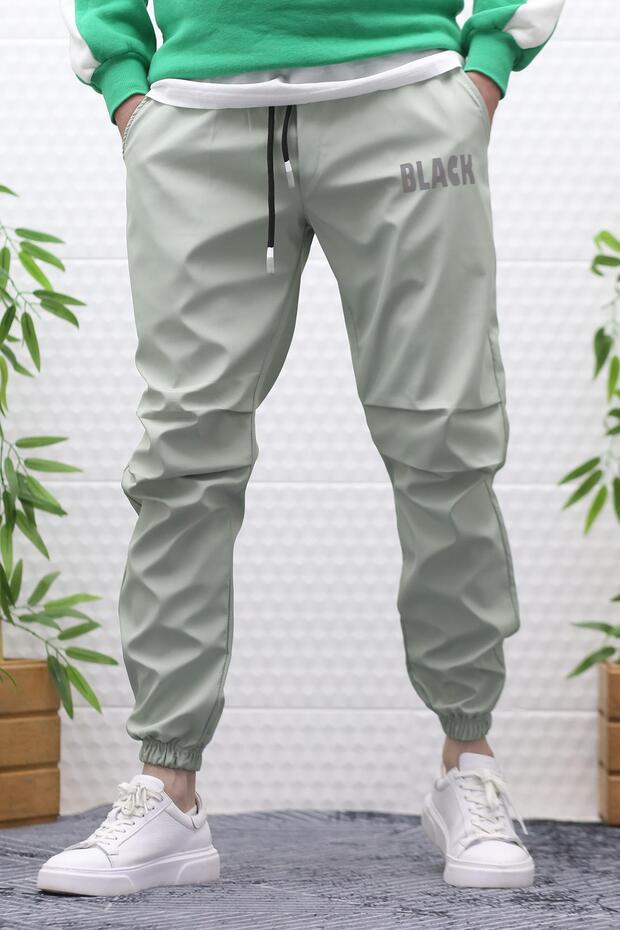 Men's Jagger Pants Parachute Fabric Water-Repellent Windproof with Knee Detail