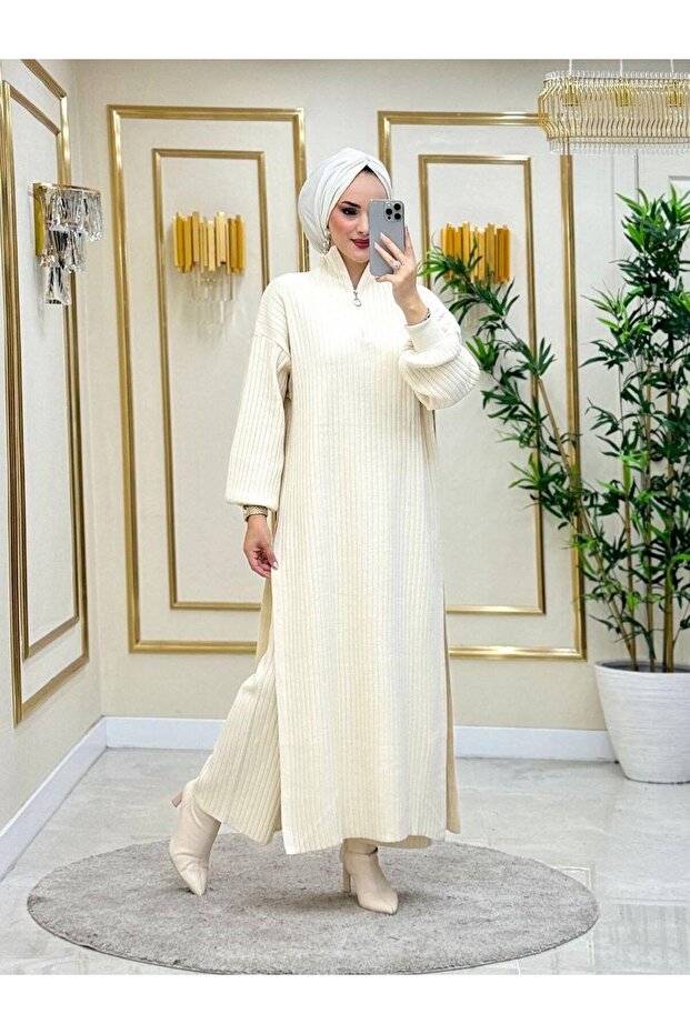 Women's Collar Zippered Slit Detail 2-Piece Knitwear Set