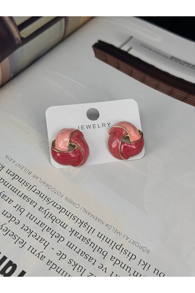 Pembe Küpe