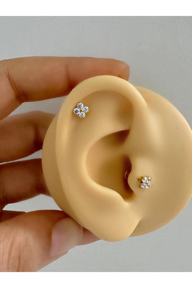 1 ADET G23 TİTANİUM ( TİTANYUM )ÇİÇEK MODEL TRAGUS HELİX CONCH LOBE UYUMLU PİERCİNG - 2