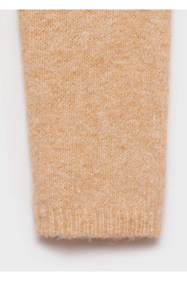 Dünner Strickpullover mit U-Boot-Ausschnitt - 7