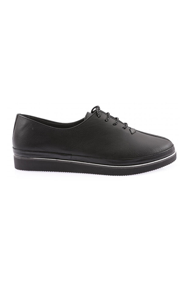 095 Women's Thick Sole Laced Comfort Shoes