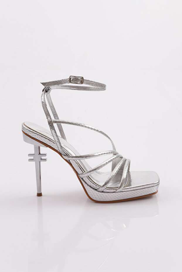 Women's Flat Toe Ankle Strap Heeled Shoes Silver Snake 238103481