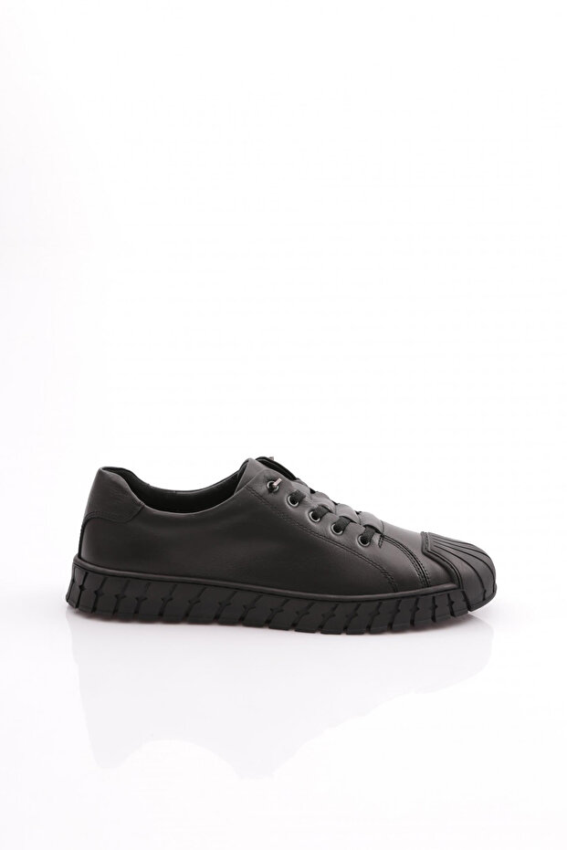 Men's Closed Lace-Up Sneaker Shoes Black 109813616