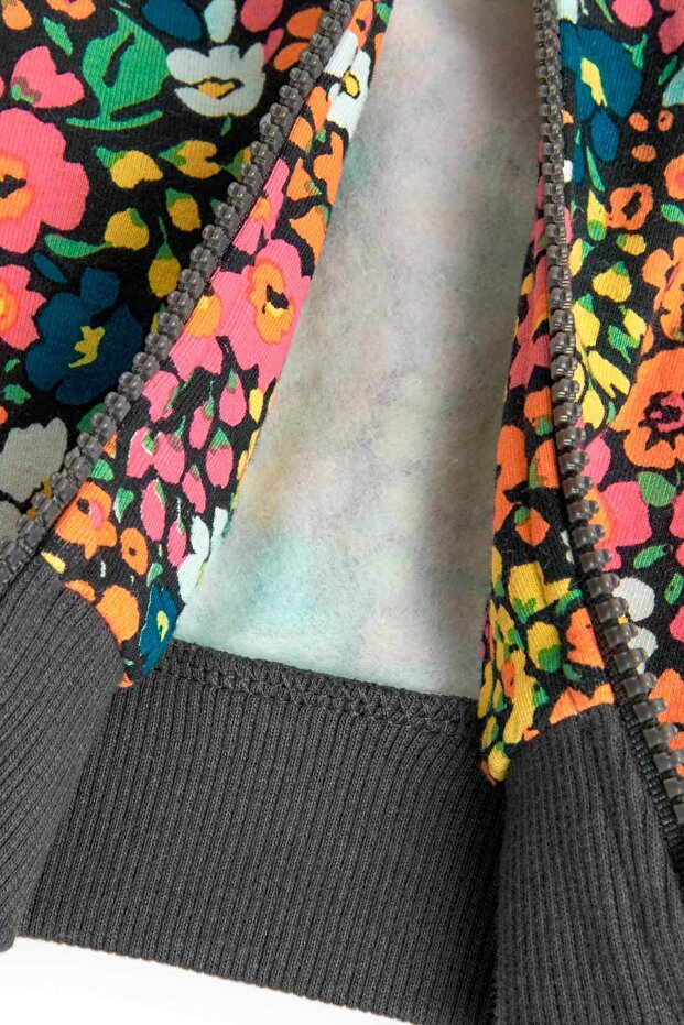 سترة الفتاة منقوشة - 4