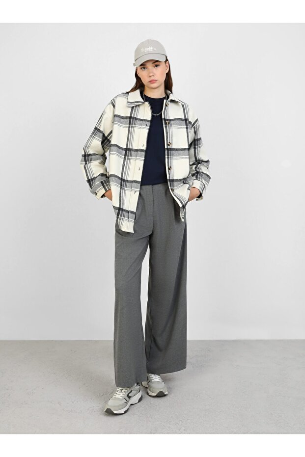 سترة رمادية منقوشة كبيرة الحجم - 7