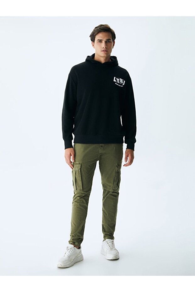 Logolu Kapüşonlu Siyah Sweatshırt - 1