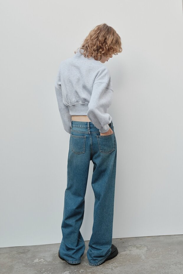 Oversized crop sweatshirt - 5