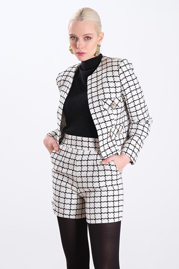 Dokulu Mini Şort - 4