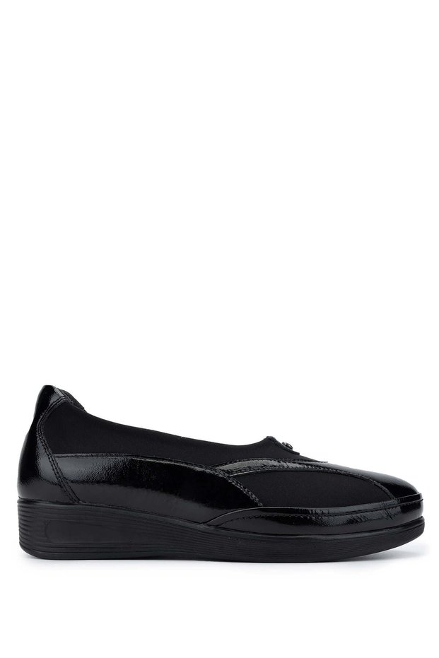 Women's Genuine Leather Black Patent Leather Casual Shoes