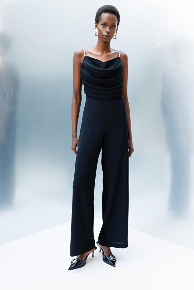 Modailgi  Drape Detaylı Askılı Tulum Siyah - 7