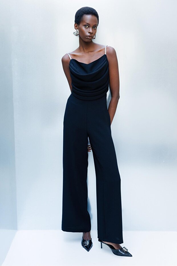 Modailgi  Drape Detaylı Askılı Tulum Siyah - 1