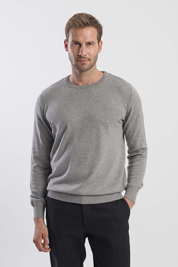 Gray Slim Fit Crew Neck Knitwear Sweater