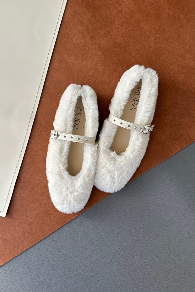Women's Furry Ballerinas White