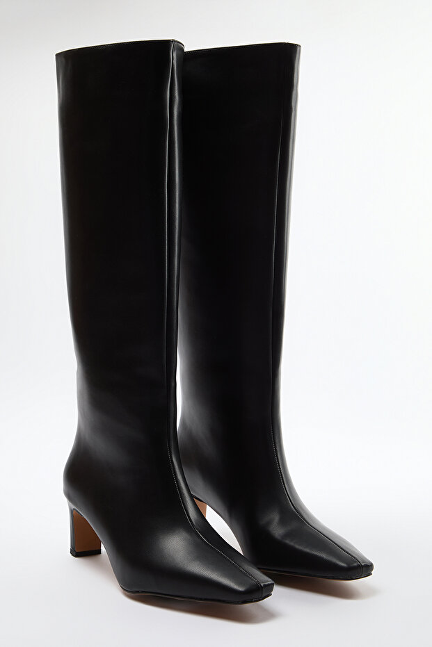 Czarne damskie buty na cienkim obcasie TAKAW25CZ00002 - 3