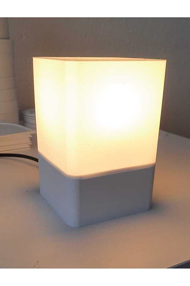 Başucu Lambası - 2