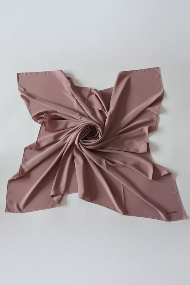 110X110 Medina Silk Scarf - Dusty Pink