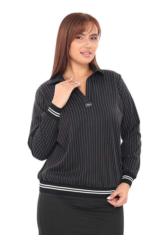 بلوزة مخططة ذات ياقة كبيرة - 1