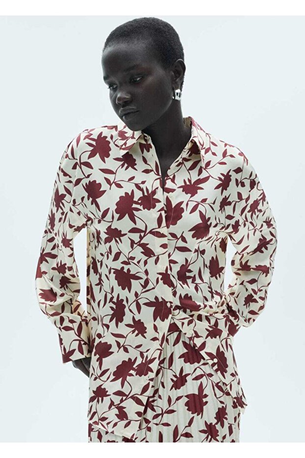 Çiçek desenli gömlek - 1