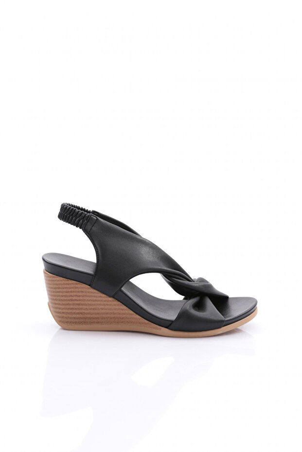 1048-22y Women's Wedge Sole Cross Strap Sandals