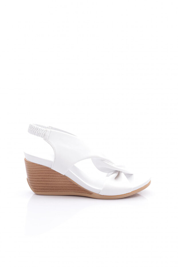 1048-22y Women's Wedge Sole Cross Strap Sandals