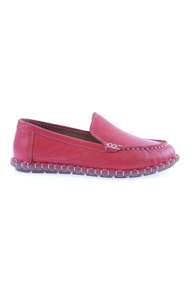 Women's Stitching Detailed Loafer Shoes Red 71432110