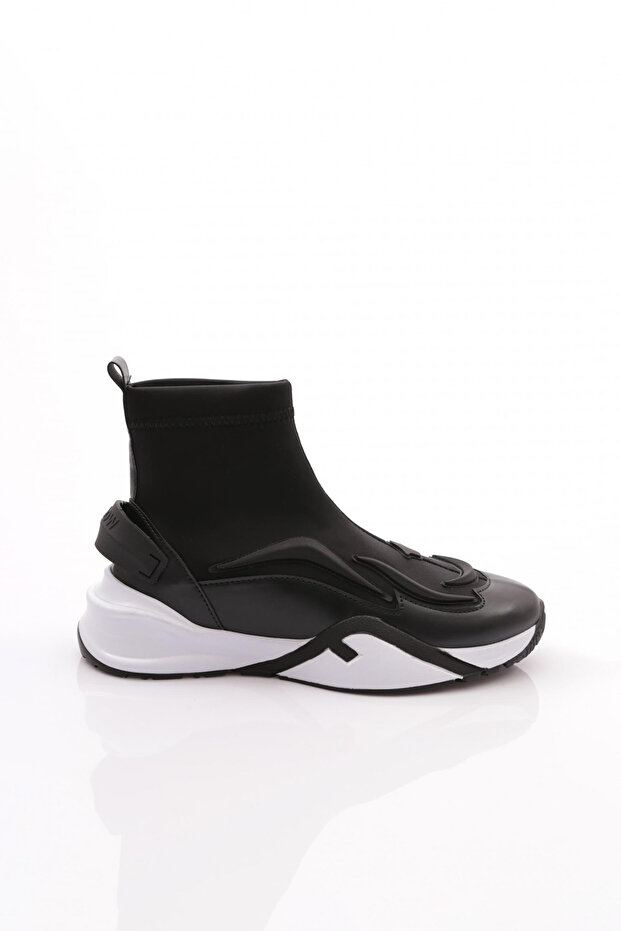 083-1 Women's High-Ankle Sports Shoes