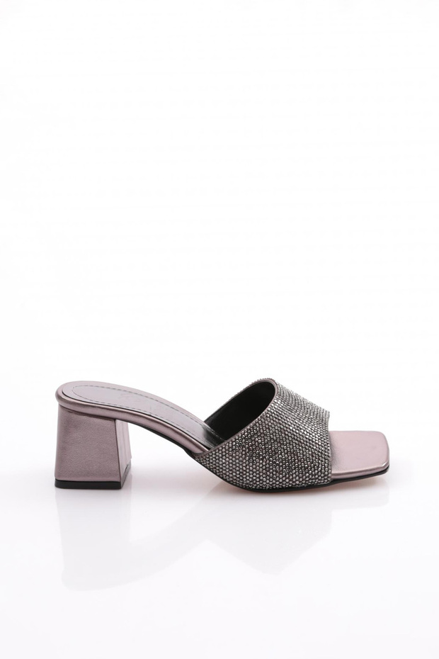 Women's Goblet Heeled Stone Decorated Heeled Slippers Platinum Metallic 2121452621