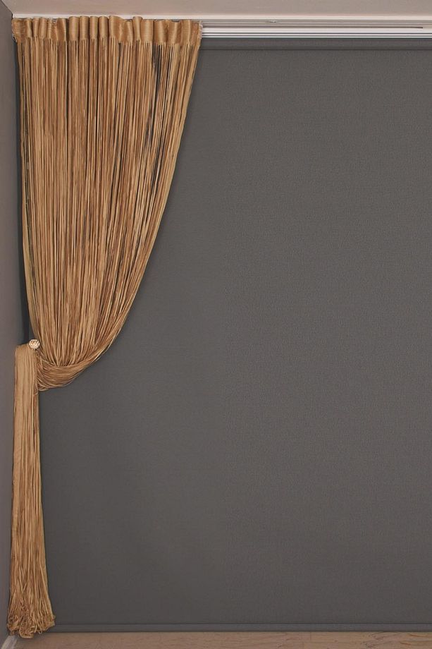 İP MODEL GOLD RENK İP PERDE 180 Cm En 280 cm Boy  2 mm şeritler halinde hazır ip perde - 6