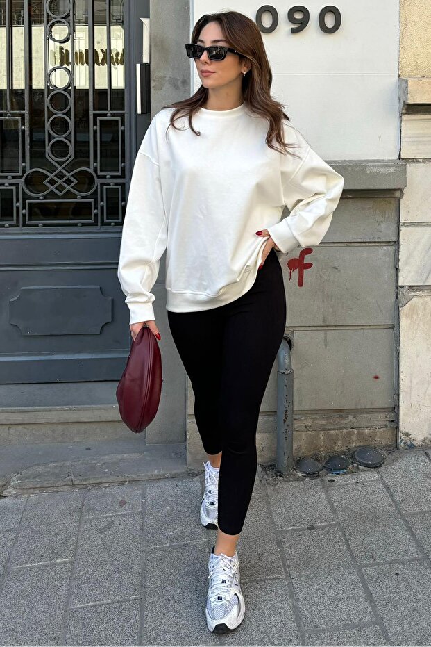 Ekru Bisiklet Yaka Basic Sweatshirt MG2185 - 1