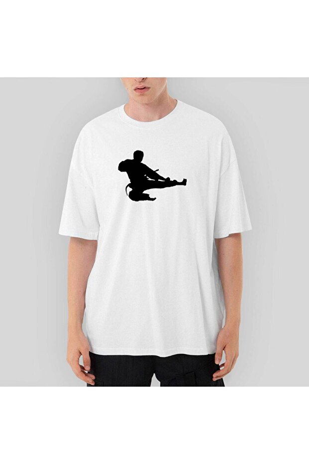 Taekwondo Karate Silhouette Oversize White T-Shirt
