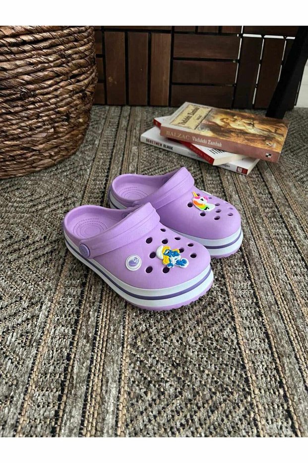 Unisex Children's Anatomical Sole Non-Slip Sole with 2 Mixed Ornament Gifts