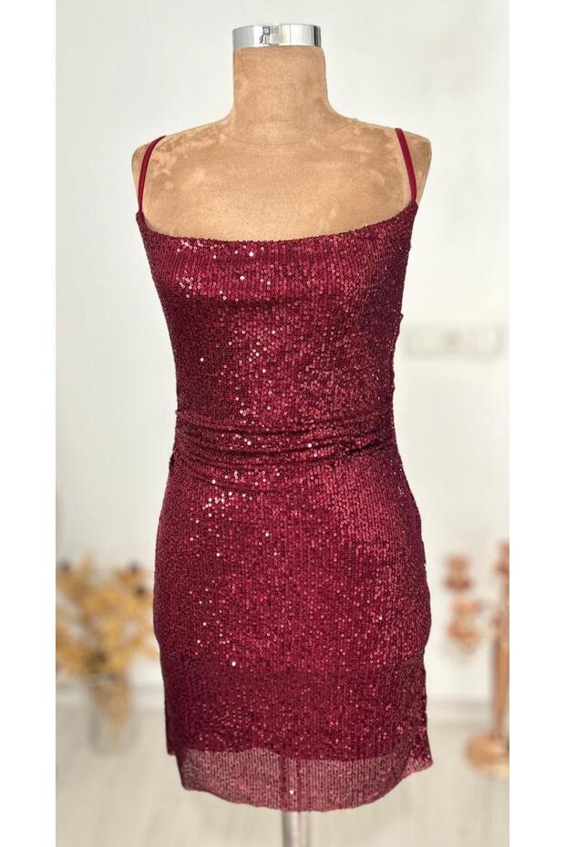 Kırmızı abiye mini, pullu payetli, askılı, sırt dekolteli, drapeli elbise - 2
