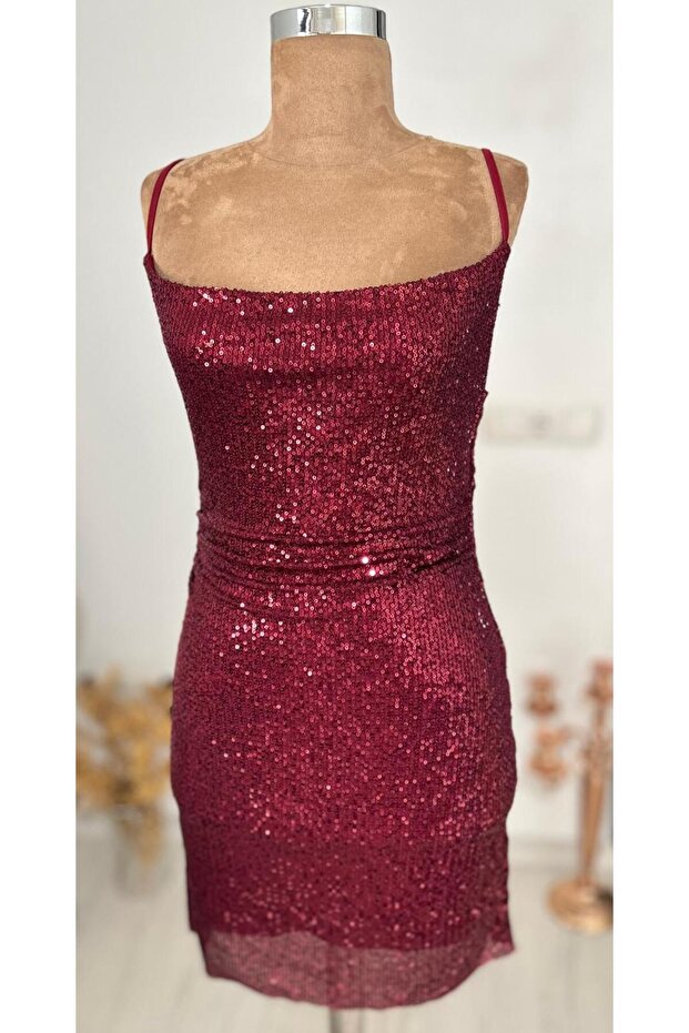 Kırmızı abiye mini, pullu payetli, askılı, sırt dekolteli, drapeli elbise - 7