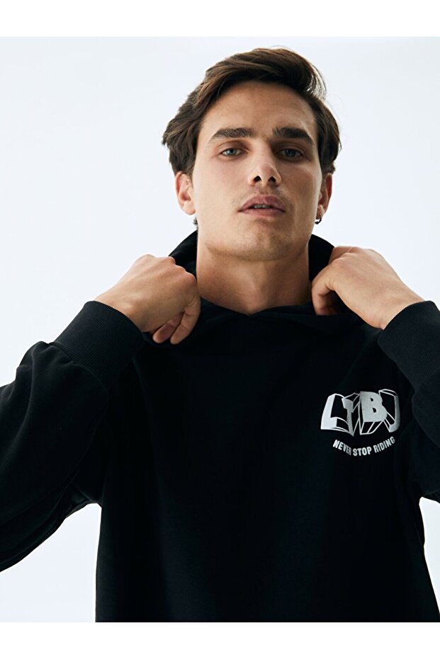 Logolu Kapüşonlu Siyah Sweatshırt - 4