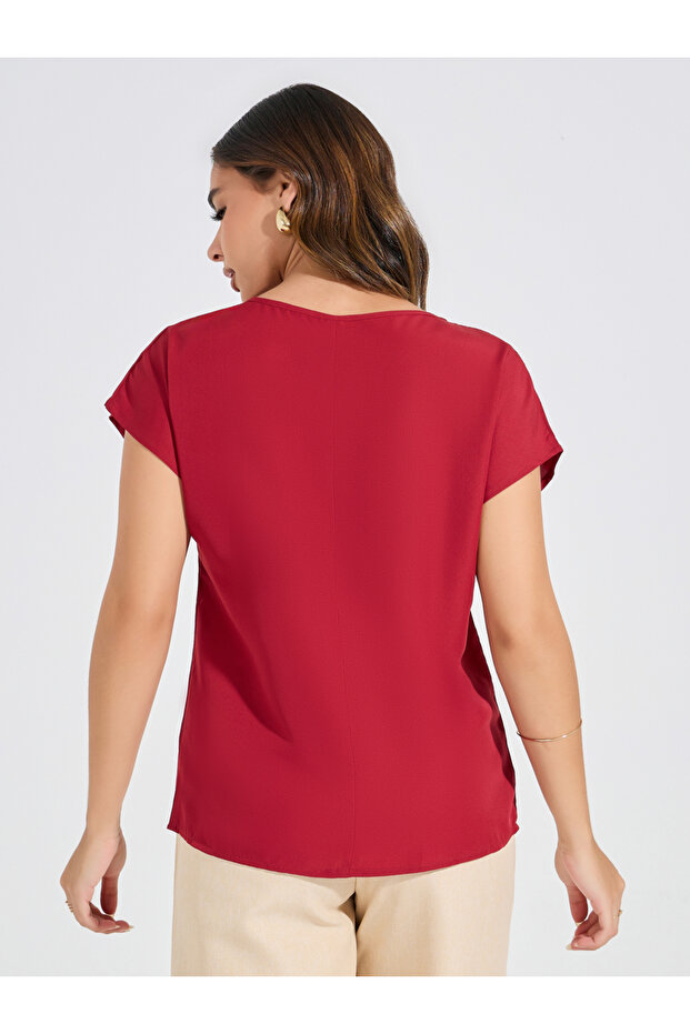 بلوزة سادة بقصّة عادية مع فتحة رقبة - 5