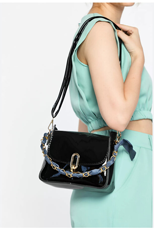 Μαύρη τσάντα - 2