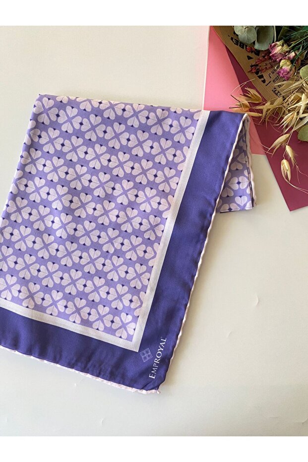 وشاح منقوش ببرولين كلوفر - 3