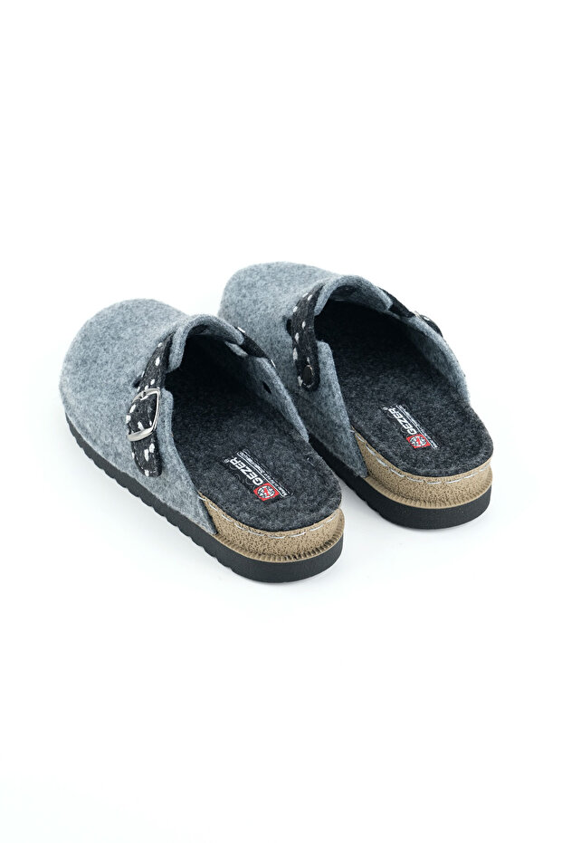 Női téli kényelmes talpú, egycsatos, állítható filc otthoni kerti papucs - 4