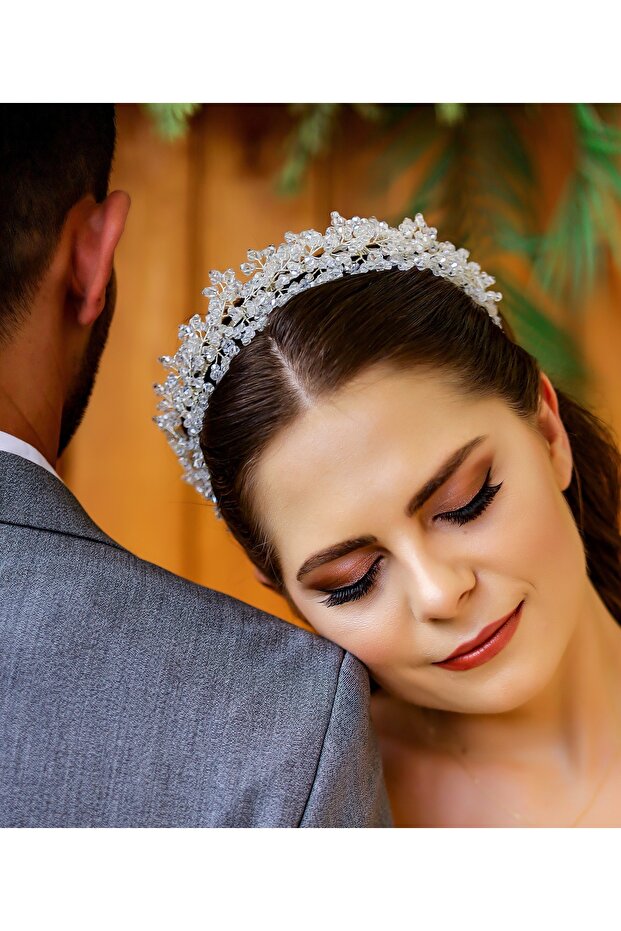 تاج الزفاف - تاج الزفاف المصنوع يدويًا - تصميم التاج - التاج