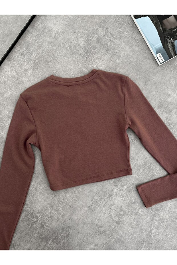 بلوزة قصيرة أساسية بأكمام طويلة - 3