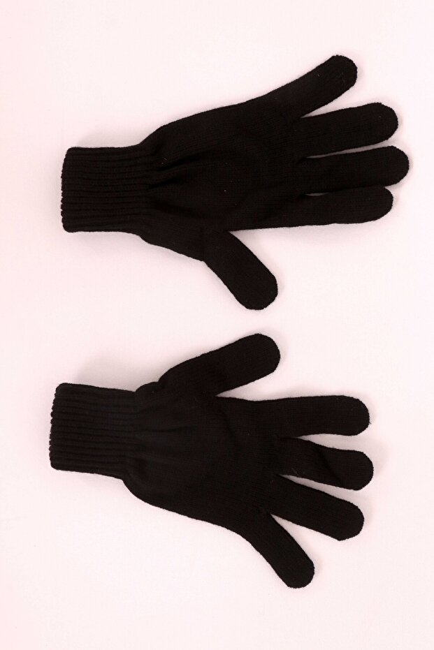 قفازات سوداء - 4